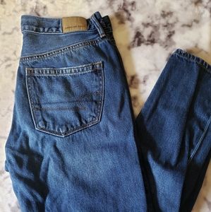 American eagle high rise girlfriend fit jeans